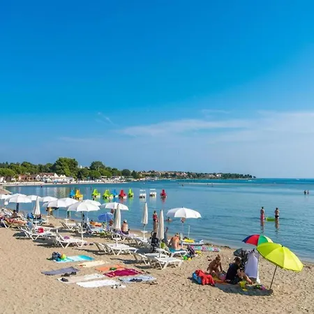 In Near Bijeca דירה מדולין