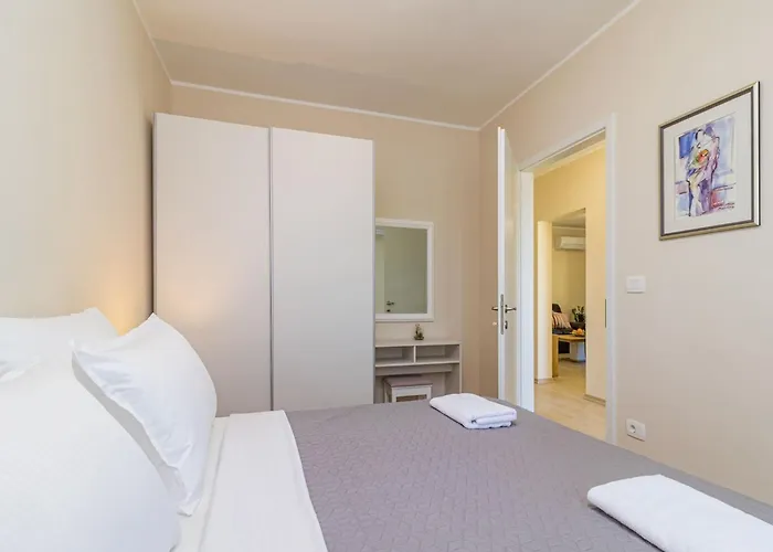 In Near Bijeca Apartament Medulin